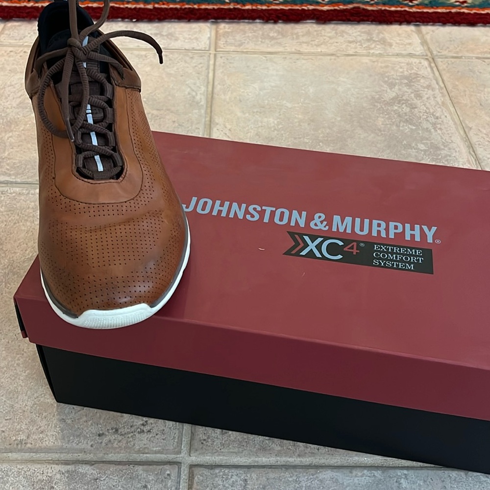 Johnston Murphy mahogany leather size 9.5 casual shoes
